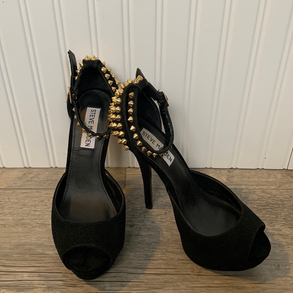 Steve Madden Hazzzard Spiked Suede Heels